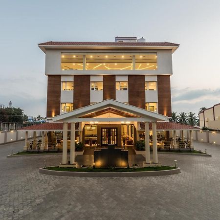 Hotel Aadrika Chikmagalur Luaran gambar
